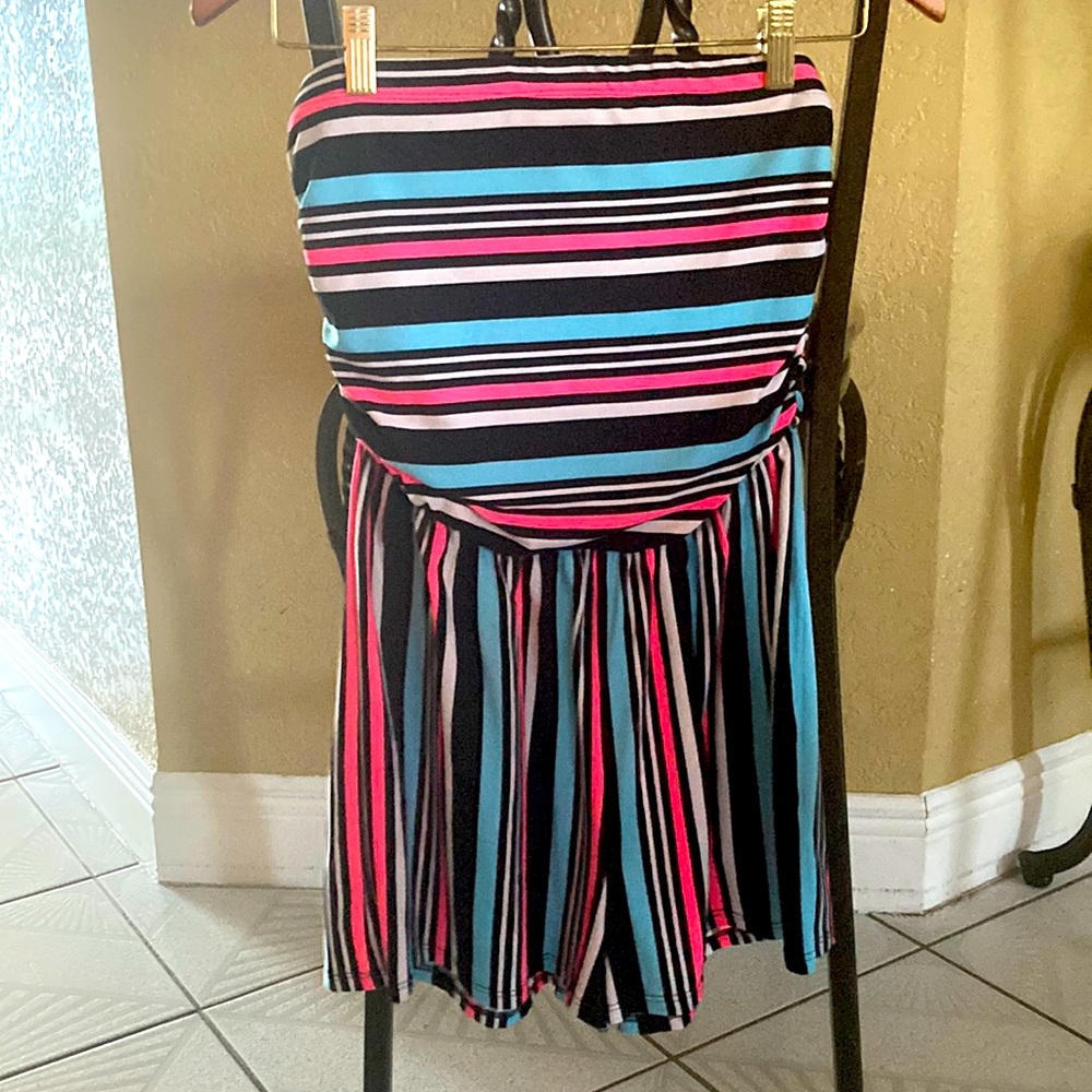 A great one piece strapless romper